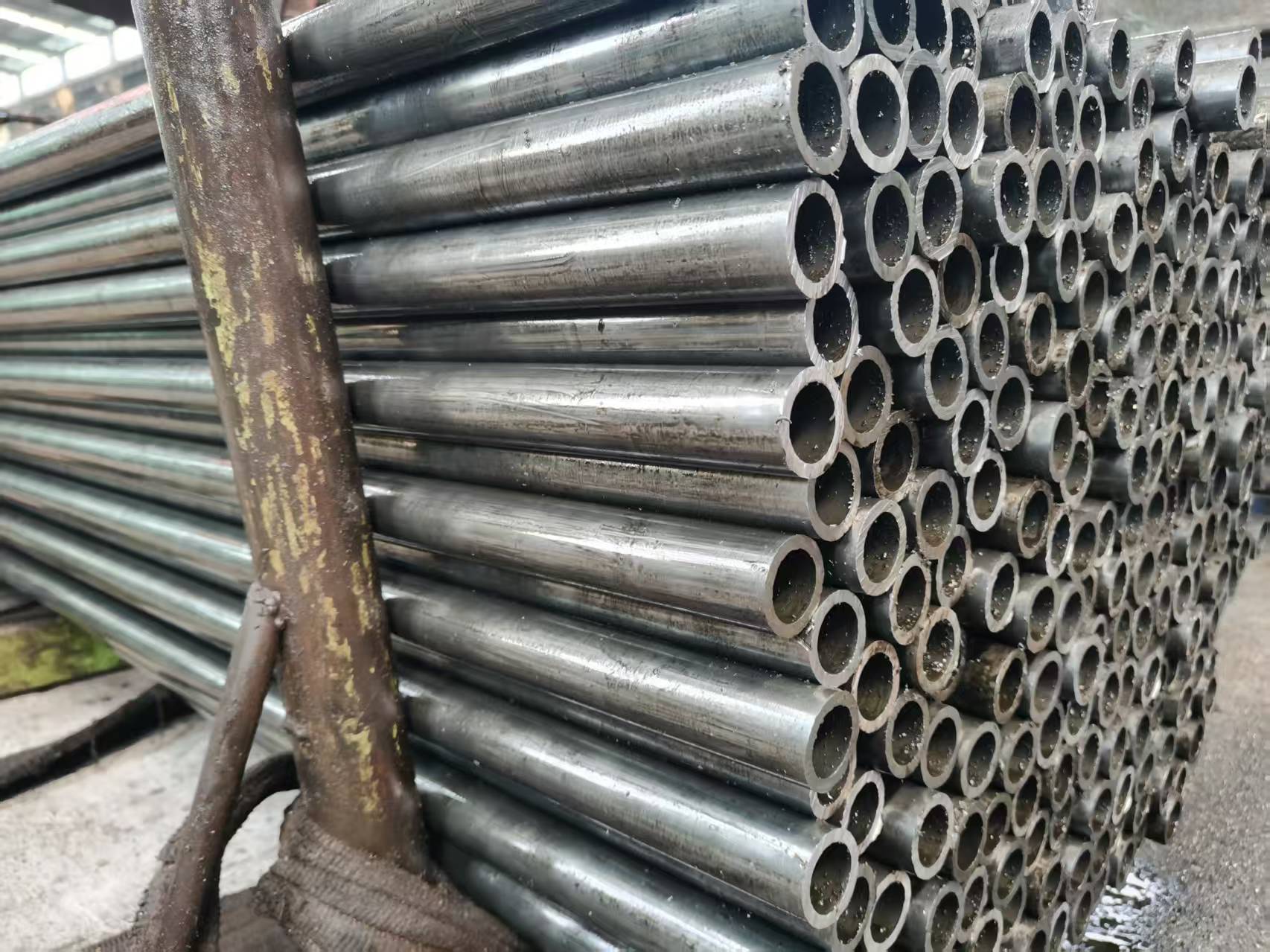 SAE4130 Alloy Steel Tube