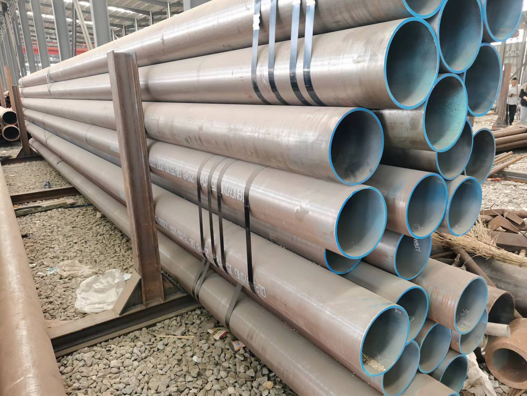 15CrMo Boiler Seamless Alloy Steel Pipe/Tube